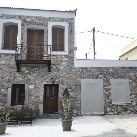 Two-Storey House In Kardamyla Mármaron 外观 照片