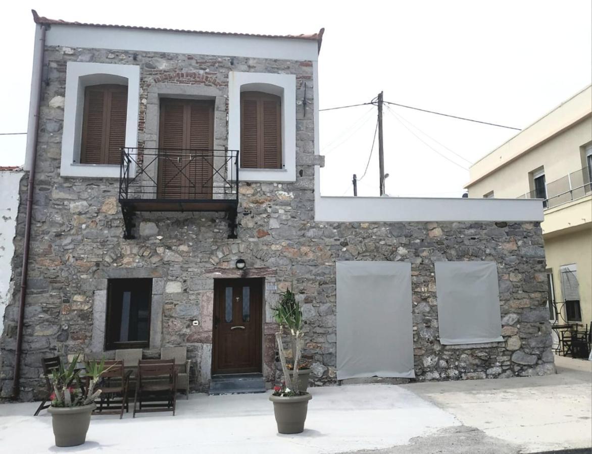 Two-Storey House In Kardamyla Mármaron 外观 照片